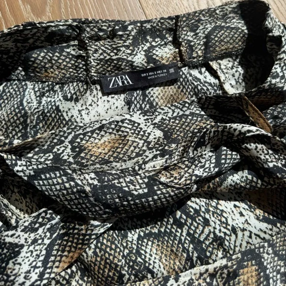 Zara Black and Brown Snake Print Mini Skirt - Picture 2 of 9